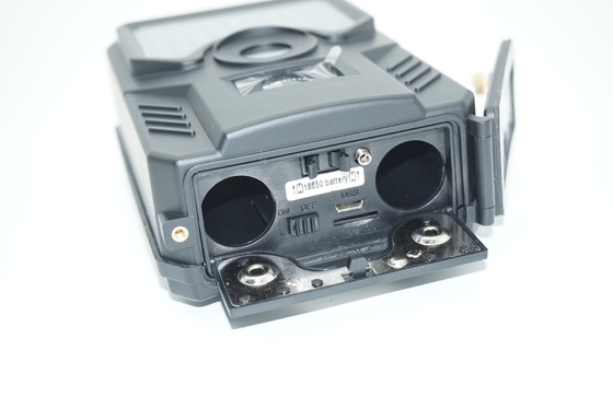 Il IR accende la macchina fotografica Pr200 49pcs 940nm 1080P 12MP Hd Trail Camera della traccia del gioco